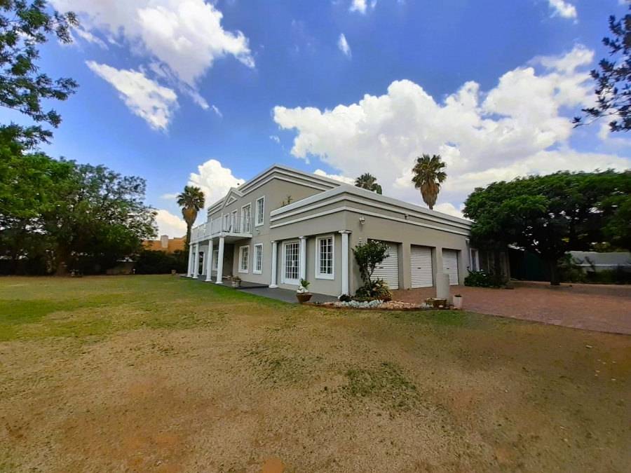 4 Bedroom Property for Sale in Vaalpark Free State